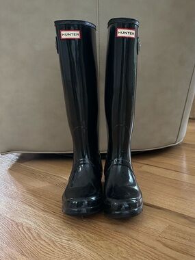 Size 8 Hunter Women's Waterproof Knee High Black Rain Boots Adjustable Strap